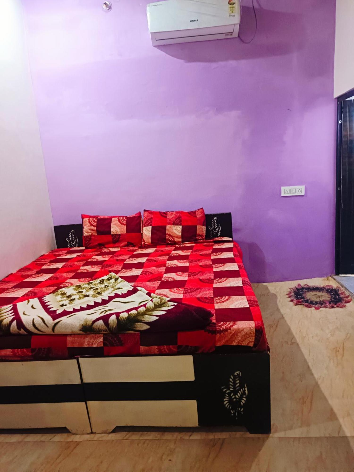 Jay Shree Radhey Home Stay Mathura Dış mekan fotoğraf